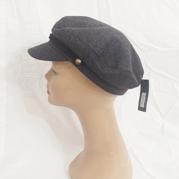 Nordstrom Gray Newsboys Cap- New with Tags main image 12